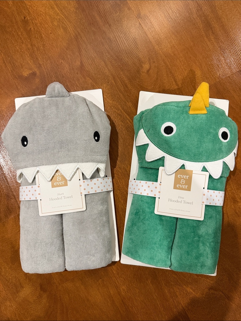 Kids Hooded Towel - Gray Shark & Green Dino